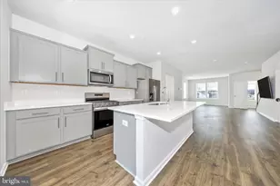 726 Compass Wy, Frederick, MD 21701 - Photo 18