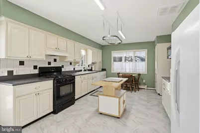 1206 Beechwood Drive, Frederick, MD 21701 - Photo 4