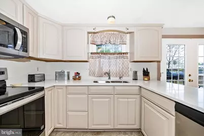 1806 Rocky Glen Drive, Frederick, MD 21702 - Photo 16
