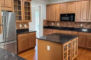 5516 Adamstown Commons Dr, Adamstown, MD 21710 - Photo 8