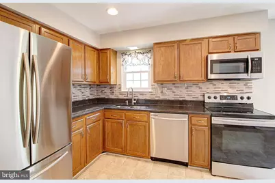 101 S Oak Cliff Court, Mount Airy, MD 21771 - Photo 6