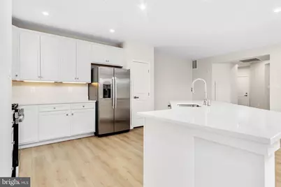 9935 Sofield Pl #201, Ijamsville, MD 21754 - Photo 12