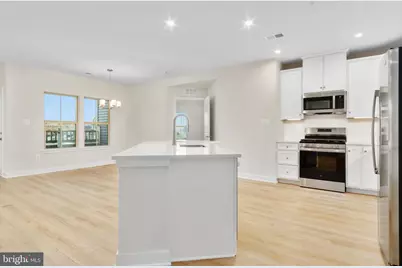 9935 Sofield Pl #201, Ijamsville, MD 21754 - Photo 10