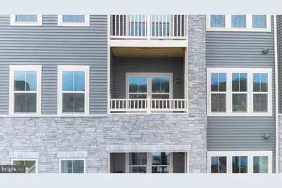 9935 Sofield Pl #201, Ijamsville, MD 21754 - Photo 4