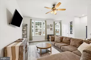 317 Pemberton Park Ln, Frederick, MD 21703 - Photo 4