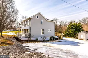 1844 Pleasant View Rd, Adamstown, MD 21710 - Photo 2