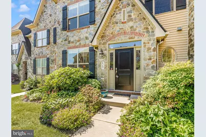 2507 Island Grove Boulevard, Frederick, MD 21701 - Photo 2