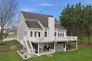 4908 Shelburne Ct, Jefferson, MD 21755 - Photo 2