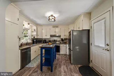 9233 Baltimore National Pike, Middletown, MD 21769 - Photo 10