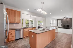 5902 Union Ridge Dr, Adamstown, MD 21710 - Photo 2