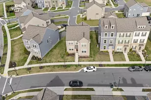 1701 Evansberry Dr, Frederick, MD 21701 - Photo 2