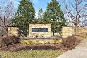 6378 Meandering Woods Ct, Frederick, MD 21701 - Photo 2