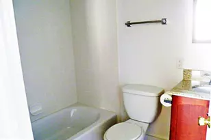 102 E A St, Brunswick, MD 21716 - Photo 14