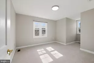 825 Dunbrooke Ct, Frederick, MD 21701 - Photo 24