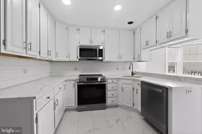 825 Dunbrooke Court, Frederick, MD 21701 - Photo 14