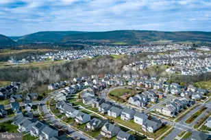 1113 Long Farm Cir, Brunswick, MD 21716 - Photo 48