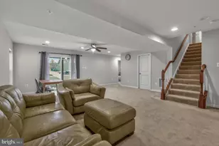 1113 Long Farm Cir, Brunswick, MD 21716 - Photo 32