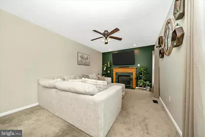 4804 Bennington Place E, Jefferson, MD 21755 - Photo 4