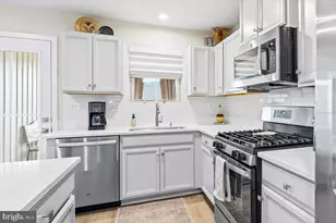 340 Shortleaf Cir, Frederick, MD 21702 - Photo 14