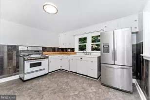7716 Edgewood Church Rd, Frederick, MD 21702 - Photo 12