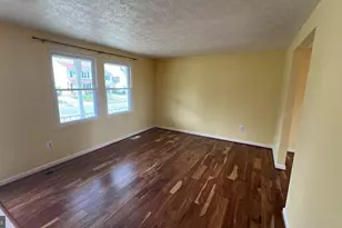 154 Stonegate Dr, Frederick, MD 21702 - Photo 2