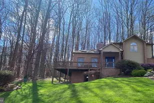 6806 Forest Park Ct, New Market, MD 21774 - Photo 2