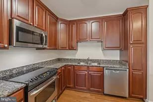 120 Burgess Hill Way, Frederick, MD 21702 - Photo 4