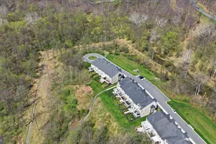 10909 Divot Ct, New Market, MD 21774 - Photo 4