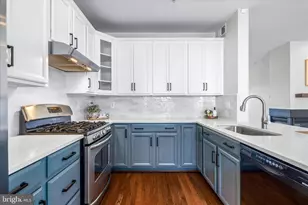 318 East Wainscot Drive, New Market, MD 21774 - Photo 6