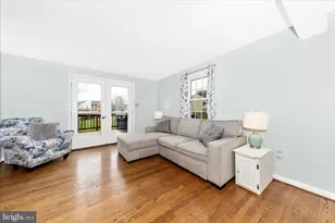 8226 Red Wing Ct, Frederick, MD 21701 - Photo 4