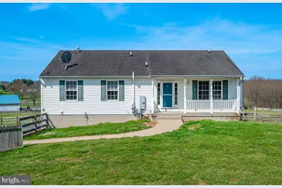 8960 Albaugh Road #UPPER UNIT, Mount Airy, MD 21771 - Photo 1