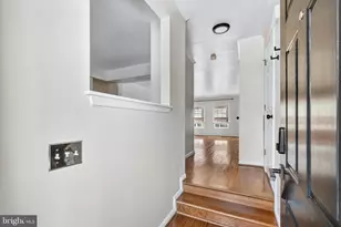 7123 Gresham Ct E, Frederick, MD 21703 - Photo 4