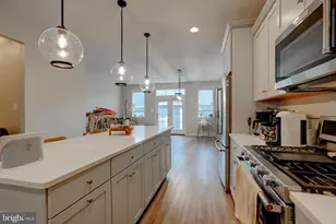 1309 Pedigree St, Frederick, MD 21702 - Photo 8