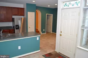 2202 Garden Ln, Frederick, MD 21701 - Photo 14