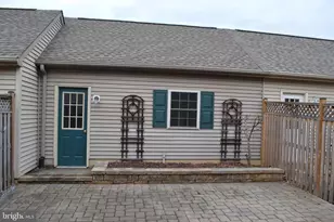2202 Garden Ln, Frederick, MD 21701 - Photo 34