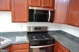 2202 Garden Ln, Frederick, MD 21701 - Photo 16