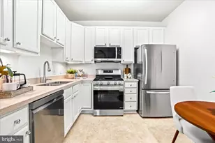 2250 Bear Den Rd, Frederick, MD 21701 - Photo 6