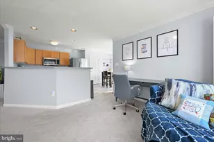 2504 Shelley Cir, Frederick, MD 21702 - Photo 6