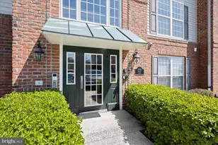 2504 Shelley Cir, Frederick, MD 21702 - Photo 2