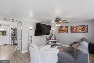 1734 Heather Ln, Frederick, MD 21702 - Photo 6