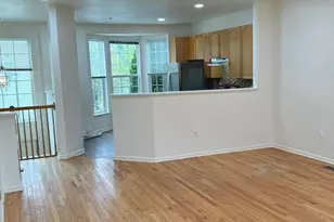 1943 Harpers Ct, Frederick, MD 21702 - Photo 6