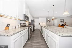 1202 Dargon Quarry Ln, Brunswick, MD 21716 - Photo 14