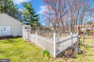 2726 Loch Haven Dr, Ijamsville, MD 21754 - Photo 32