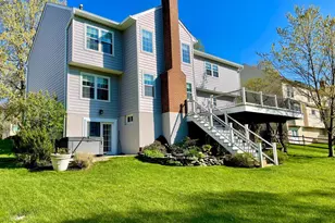 6110 Fieldcrest Dr, Frederick, MD 21701 - Photo 2