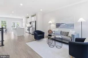 5927 Pecking Stone St, New Market, MD 21774 - Photo 2