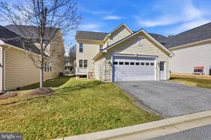 1312 Volunteer Dr, Brunswick, MD 21716 - Photo 32