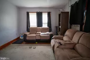 24 Hamilton Ave, Frederick, MD 21701 - Photo 14