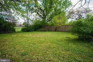 24 Hamilton Ave, Frederick, MD 21701 - Photo 12
