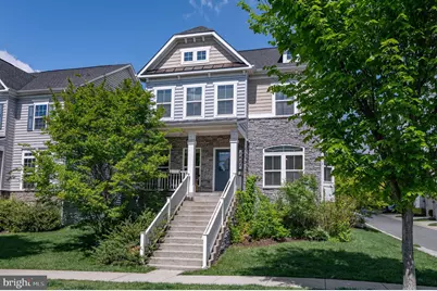 1423 Village Green Way, Brunswick, MD 21716 - Photo 2
