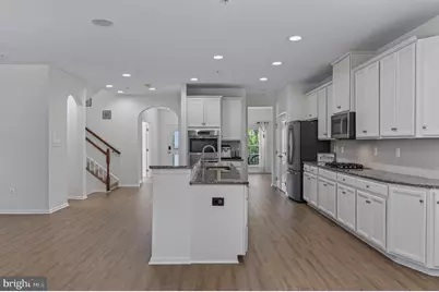 1423 Village Green Way, Brunswick, MD 21716 - Photo 20